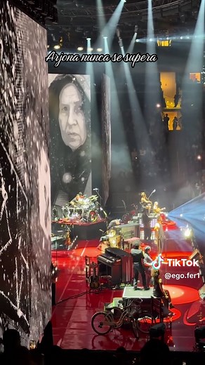 Un Concierto Soñado: Ricardo Arjona en Nueva York