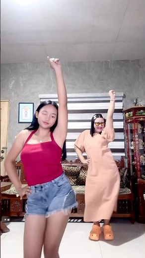 HAWAK MO ANG BEAT TIKTOK VIRAL DANCE TREND/CHALLENGE/DC WITH MY COUSIN ✨ // TikTok: @eunicetsantiago