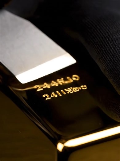 ASMR Gold Carving: Experience Pure Metallic Sounds