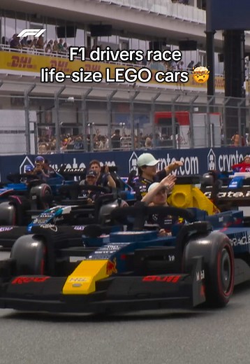 Los mejores pilotos de F1 corren coches LEGO en Miami