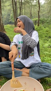 357K views · 10K reactions | Masaknya sambil ditemenin  | Yeni review | Facebook