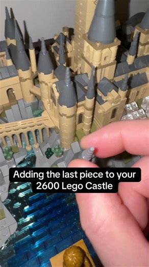 2659 pieces later! Adding the last one! #LEGOHarryPotter #AFOL #LEGOCommunity #HarryPotterFans #LEGOTikTok