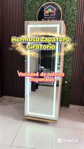 Hermoso Zapatero Moderno Disponible en Santa Cruz