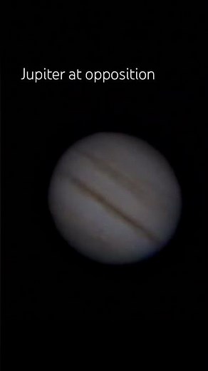Why Jupiter is the brighter in this video.