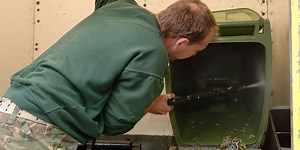 Avoid a stinky wheelie bin this summer - Which?