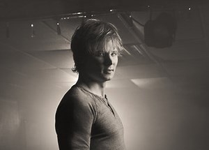 Frankie Ballard releases first music video; Watch it here