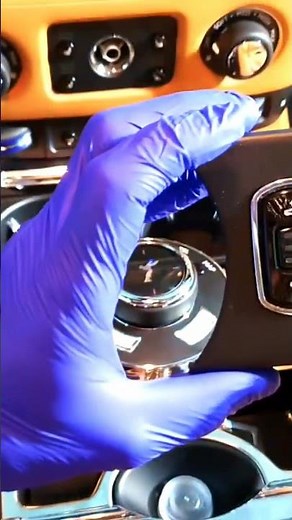 Rolls-Royce IDrive controller removal for component level repair