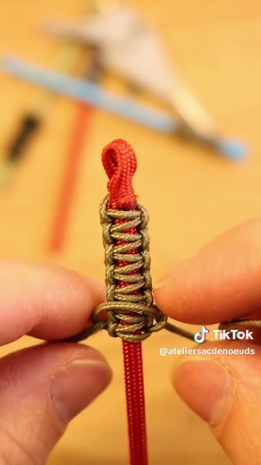 DIY Paracord Keychain Inspired by Star Wars