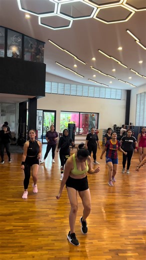Join the Energetic Aerobic Class with Instructor Melly