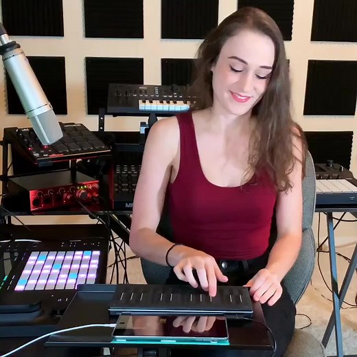 2am random #seaboard saxophone jam 😁 #ableton #musicproducer #producer #electronicmusic #musiclife #homestudio #musicstudio #saxophone #beats #synth