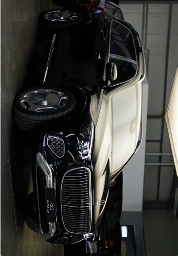 Maybach GLS 600 First Class Features and Performance