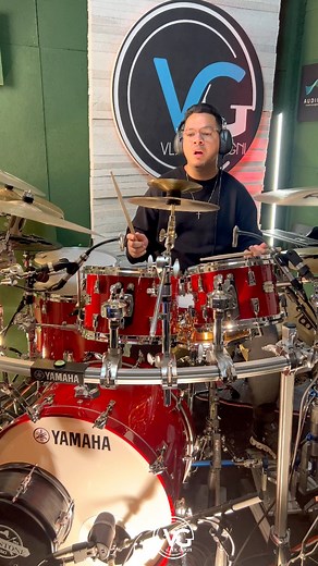 10K views · 187 reactions | Flowing and living in that sweet spot between power and control 論✌️ | Vlade Guigni | Facebook