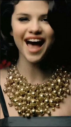 Selena Gomez & The Scene - Naturally