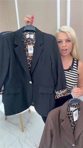 89K views · 443 reactions | Nowość 69zl marynarka dwie ala kieszonki zapięcie ozdobny guzik motyw pantera wymiary: biust 55-60cmx2 dł cał 72 biore 8531 granat biore 8531 beż biore 8531 taupe biore 8531 czarna biore 8531 czekolada biore 8531 grafit biore 8531 bordo biore 8531 fango Cena: 69 zł Zamówienia obsługiwane przez system Selmo | BUTIK Madame | Facebook