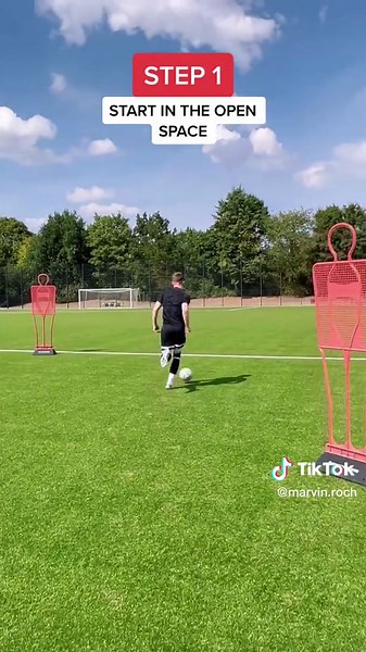 HOW TO: BECOME A BETTER FULL-BACK!🚀⚽️ #football #soccer #fussball #tipps #tricks #tutorial