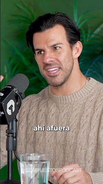 Coca-Cola Is No Longer Successful Because of Its Formula 🥤 #Compounds #AndresGarza #ClaudioSchleg...