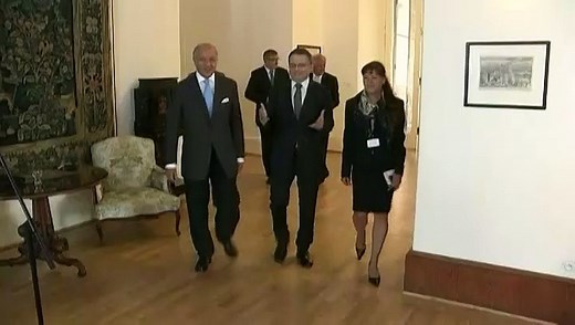 Laurent Fabius victime d'un bref malaise à Prague