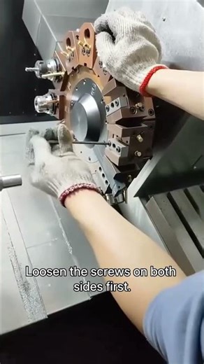 How to Easily Install a Turning Tool on CNC OD Live Tool Holder #ToolHolder #LiveTooling #TurnMill