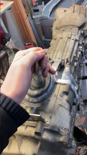 Range Rover P38 M57N Conversion Video 7