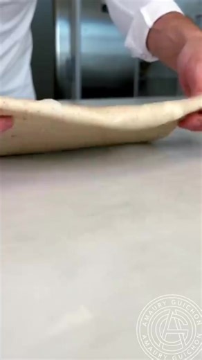 436K views · 2.9K reactions | Cinnamon Roll vs Sticky Buns! I had so much fun working on these! Which team are you #amauryguichon #cinnamonrolls #stickybuns #Nomadic #Family #Lifestyle #IranLife #NomadicLifeStyle #NomadicFamly #comedy | Amauryguichon2 | Facebook