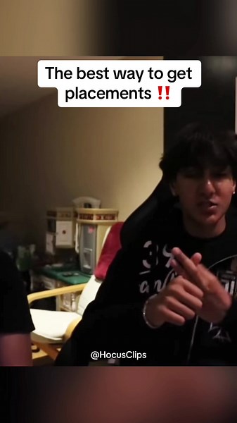 Hocus and Manzz on collabing as a music producer #producertok #hocusclips #musicproducer #hocus #hocuskrazy