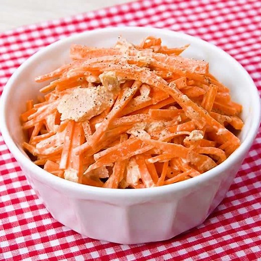 パパッと簡単！ にんじんのツナマヨサラダのレシピ動画・作り方 | デリッシュキッチン