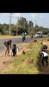 9.9K reactions · 120 shares | Funny blind man pranks 來.that will make you laugh hard. | Joseph Muli | Facebook