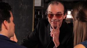 Watch How to Spot an Easy Mark at a Bar on Amazon Live