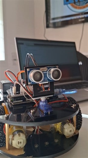 LevelUP est là pour passer à l’action ! Donnez à vos enfants les clés du codage et de la robotique. Le futur ? Ils le codent.. | LevelUp | Facebook