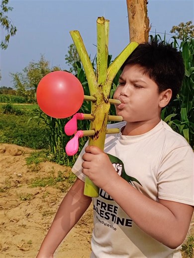 DIY Balloon Pop Gun Using Banana Stem - Fun Eco-Friendly Toy