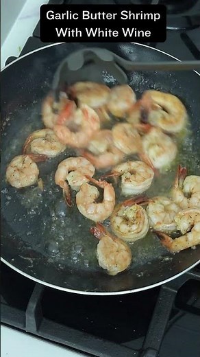 Garlic Butter Shrimp with White Wine