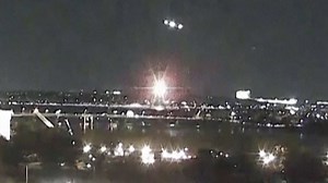 Video shows moment American Airlines plane crash with Black Hawk helicopter