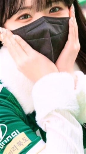 韓国プロ野球の美人チアリーダー イ・ダヘ