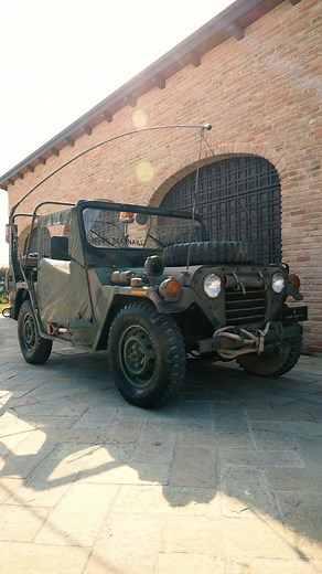 Ford M151A2 M.U.T.T. (Military Utility Tactical Truck) - 1972 🚙💯 Disponibile con possibilità di finanziamento! Prezzo ed info 👉 https://www.ruotedasogno.com/it_it/auto/1972-ford-m151-a2-m-u-t-t-military-utility-tactical-truck.html - #ruotedasogno #ruotedasognofirenze #ruotedasognomisano #ford #fordm151 | Ruote da Sogno
