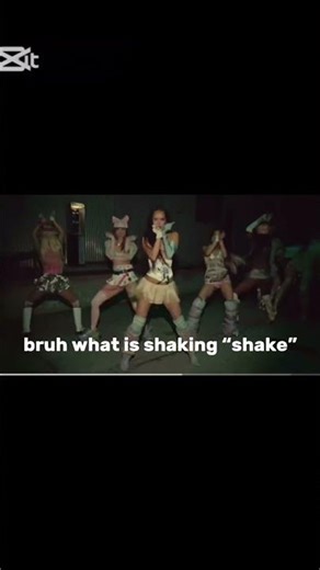 feel like it should’ve been shaking cake #pinkyup #shakingshake #danimissinghershakeshack #katseye