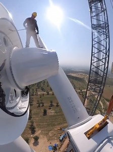 Wind turbine 🔥 . #eolicadaresenha