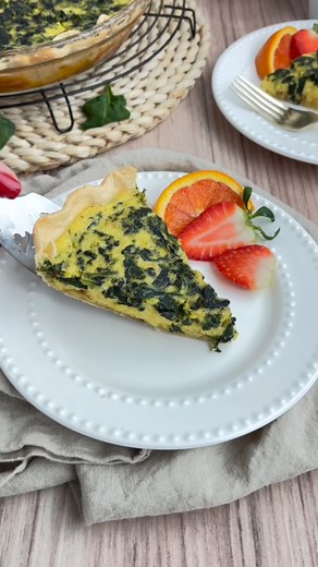 6 comments | This classic Spinach Quiche is perfect for your Thanksgiving brunch! 旅 Drop RECIPE below for the full printable ingredients list & instructions  Flaky, buttery crust, creamy eggs, tender spinach, and plenty of melty cheese. I'm sharing all my best tips to help you bake it like a pro! https://www.thefreshcooky.com/quiche/ #ThanksgivingBrunch #SpinachQuiche #HolidayBrunch #ThanksgivingRecipes #BrunchRecipes #HolidayCooking #ThanksgivingBreakfast | The Fresh Cooky | Facebook