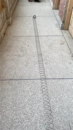 Slinky spring make waves #youtubeshorts #shorts #diy