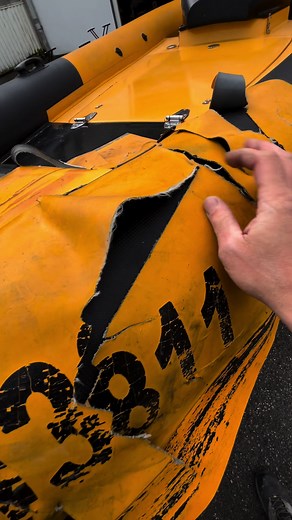 Réparation du Misscat - Rénovation Flotteur Semi Rigide