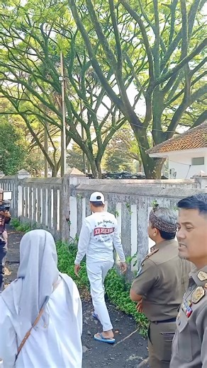 Cek Monumen Kampus di Jabar Istimewa