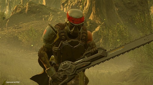 Helldivers 2 presenta il Titolo di Guerra “Commando Python”, con minigun e spada-motosega