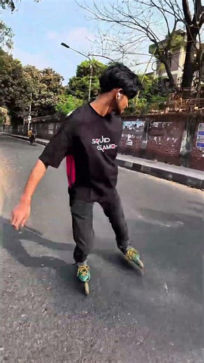 skating stunt, don't try it without any training #skating #raiyan_bro #dhakaskatinclub #reels