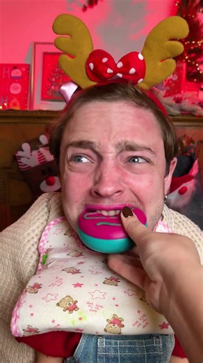 🪳 Cockroach Cuisine: Dare to Taste? 😜