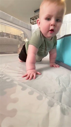 Cute Number One - Babies Will Make Your Day Peachy || Vines #shorts #funnybaby #twinmoments