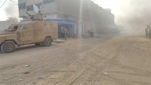 #MaliAs more footages of clashes keep being shared online, pro-#Bamako and pro-#Russia channels are releasing multiple pics of dead bodies, motorbikes and pickups belonging to #FLA and #JNIM destroyed by #FAMA and Africa Corps mercenaries.