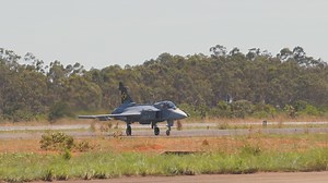 110K views · 1.6K reactions | How do you test a Gripen to operate in the harshest conditions? In the latest episode of Let’s Talk About Tech we learn how the jet fighter is tested for hot and humid climates. Watch it here: https://www.youtube.com/watch?v=i_gpejFIeD8 | Saab | Facebook