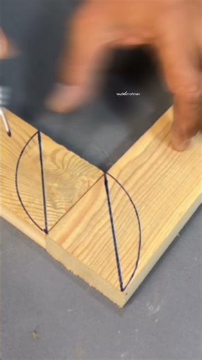 create a 90 degree angle pattern in a unique way #woodworking #skill