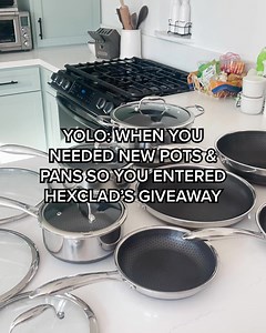 27K views · 4.3K reactions |  LIMITED TIME GIVEAWAY  In honor of the big game, we are giving away our 13pc cookware set! Just enter your email and phone number for your chance to win $1,000 worth of cookware: ✓ 12" hybrid pan + lid ✓ 10" hybrid pan + lid ✓ 8" hybrid pan + lid ✓ 12" hybrid wok ✓ hybrid 2QT pot with lid ✓ hybrid 3QT pot with lid ✓ hybrid 8QT pot with lid | HexClad | Facebook