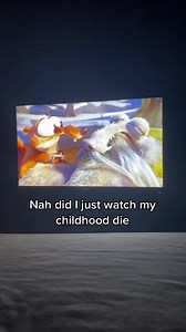 Disney's Controversial Ice Age Scene: Scratch Running Man