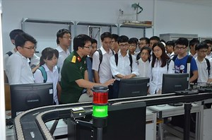 Việc làm tốt, lương cao của ngành Logistics và Quản lý chuỗi cung ứng